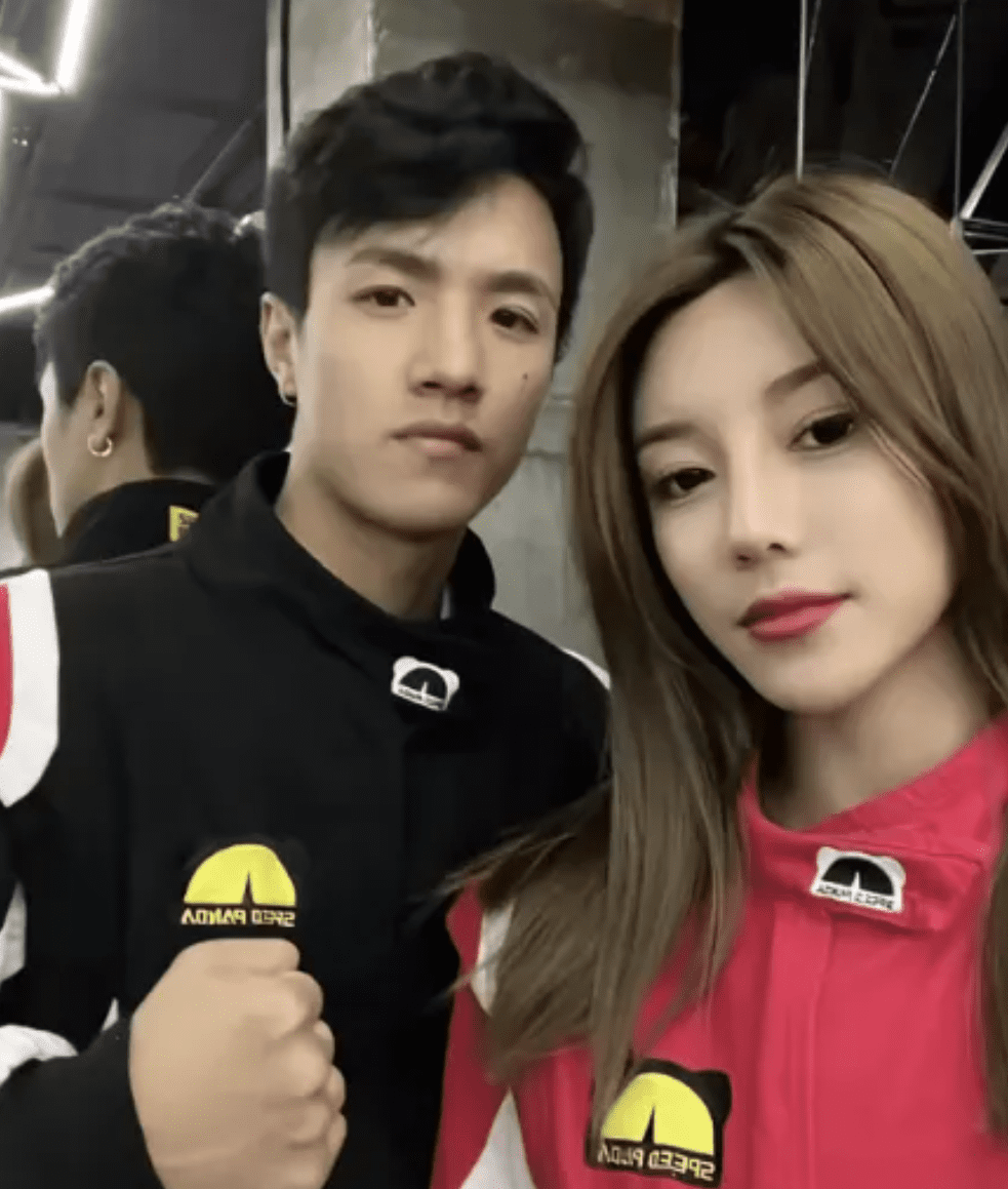 网红果果结婚两月老公出轨，曝男方与小三大尺度聊天，想一夫多妻。