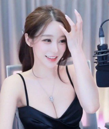 韩国 Sooplive（AfreecaTV）BJ秀吉（BJ쑤지）热舞视频合集下载