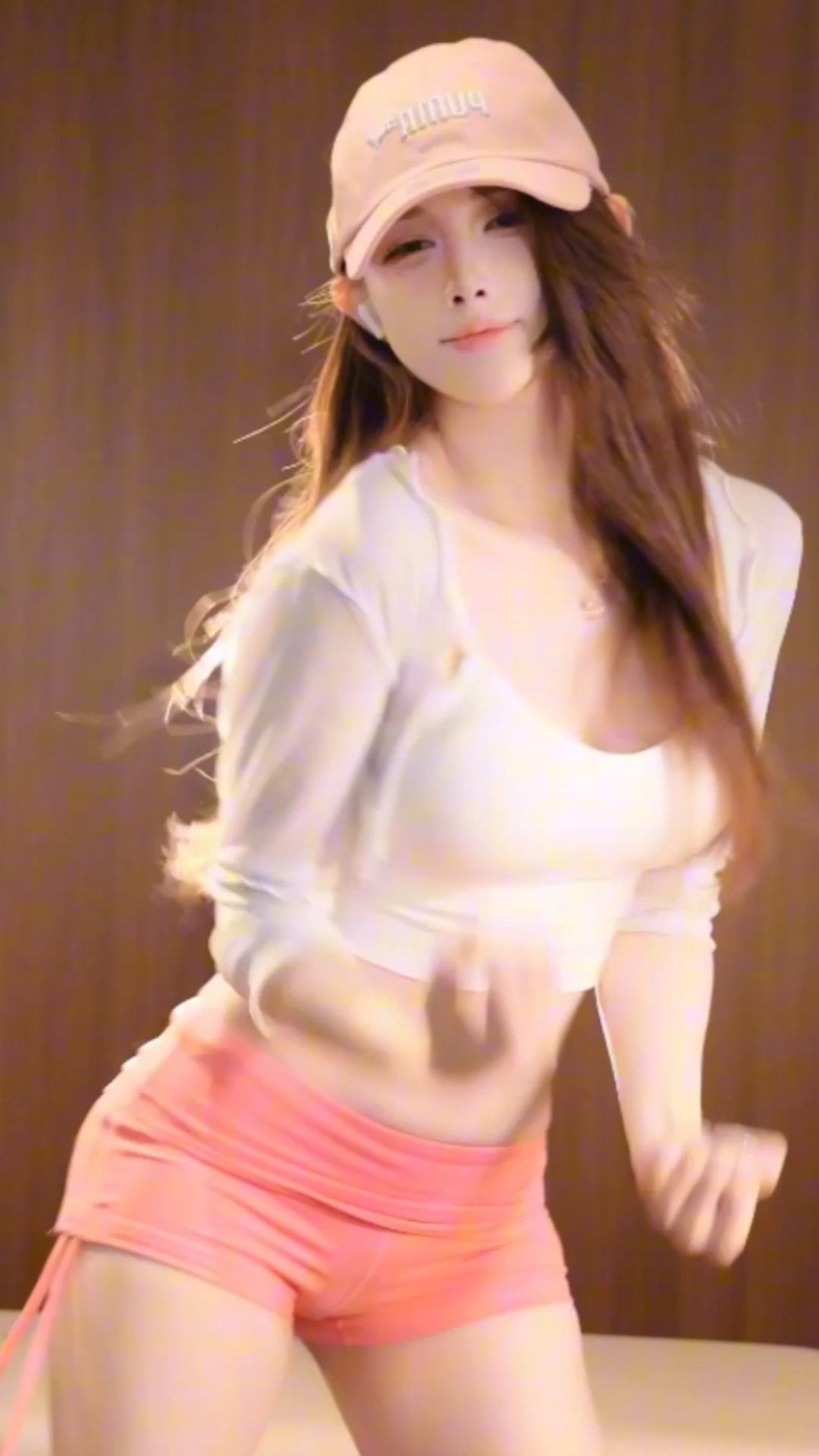 微信视频号 金牌辅助1818（金牌牌）精彩直播热舞视频合集下载