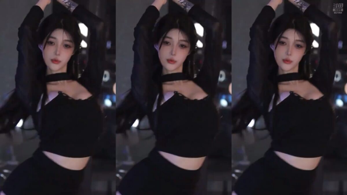 斗鱼 小火龙0w0（一奈小火龙）美女精彩直播热舞视频合集下载