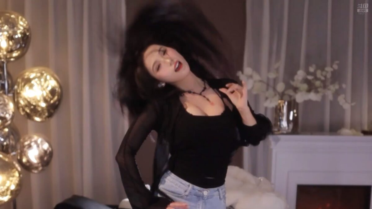 斗鱼 朴雨彬 美女主播精彩直播热舞视频合集下载