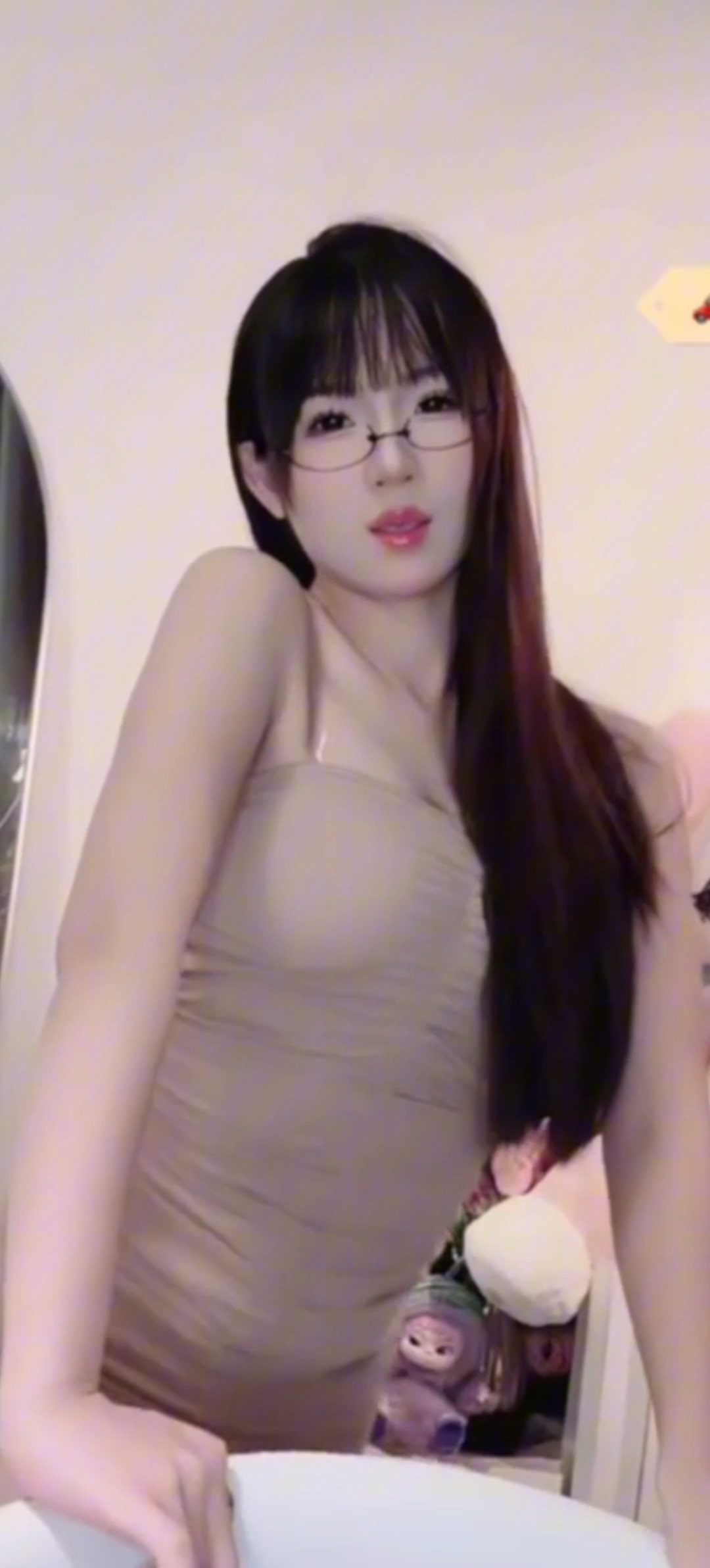 微信视频号 西瓜西 美女精彩直播热舞视频合集下载