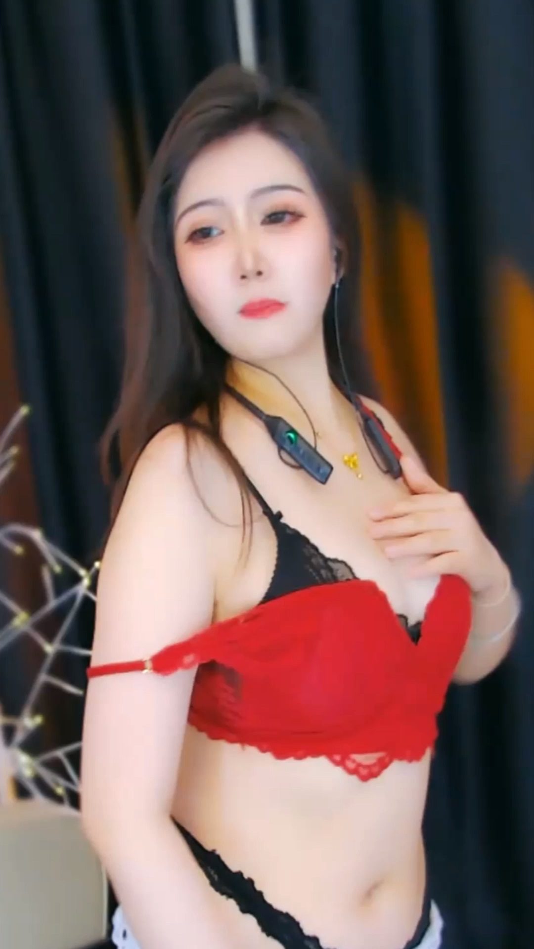 乐嗨主播 嘉嘉嘉嘉 美女精彩直播热舞视频合集下载